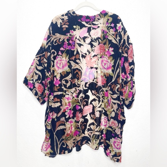 Catherines Black Burnout Velvet Floral Open Front Cardigan Kimono Sleeves 4X/5X - Picture 4 of 8